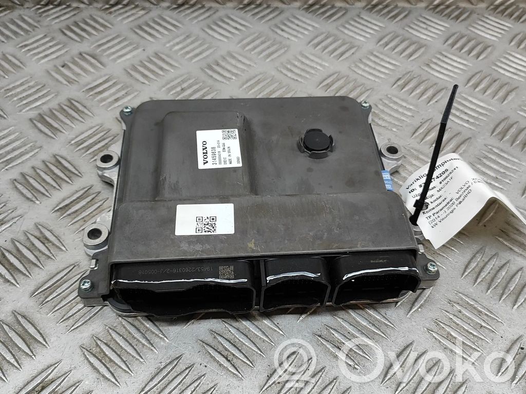 Volvo XC90 Variklio valdymo blokas 