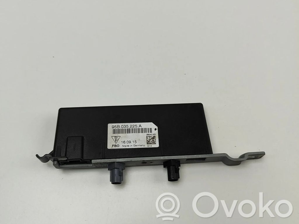 Porsche Macan (95B) Antenos stiprintuvas 