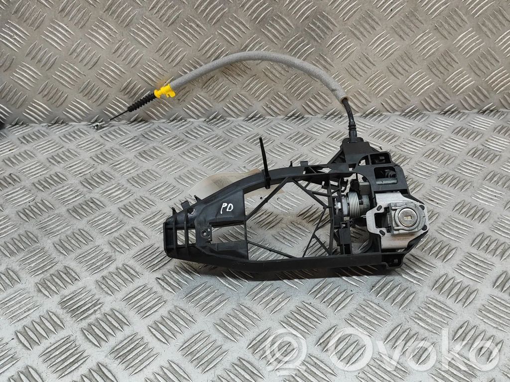Manecilla externa puerta delantera   4KR837812