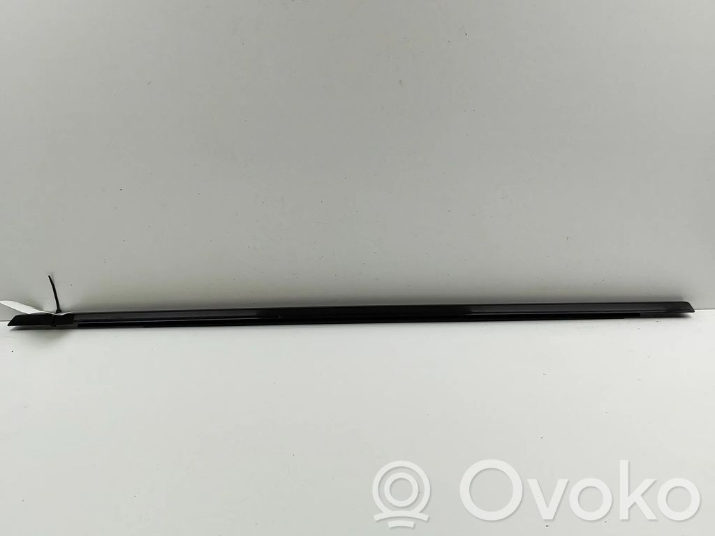 Listwa / Uszczelka szyby drzwi tylnych   DK62255A60AC,LR043789