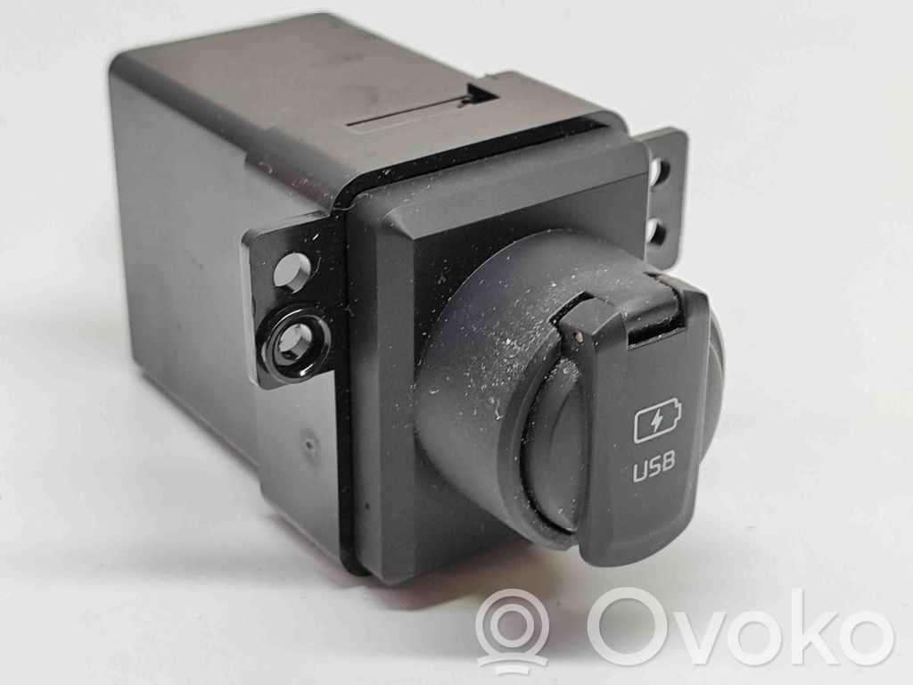 KIA Sportage Enchufe conector USB 