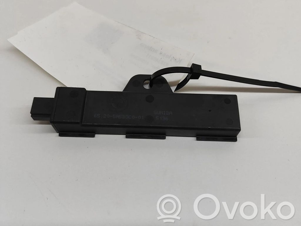 BMW 3 G20 G21 Antenne des Keyless-Systems 