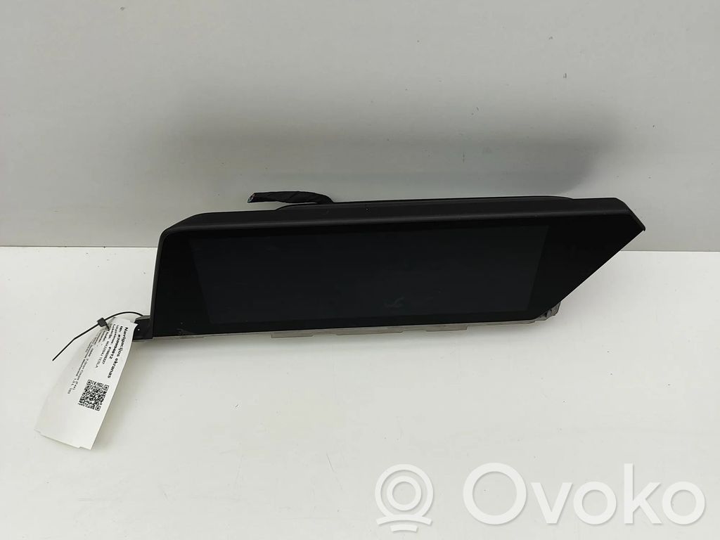 BMW 2 F44 Screen/display/small screen 