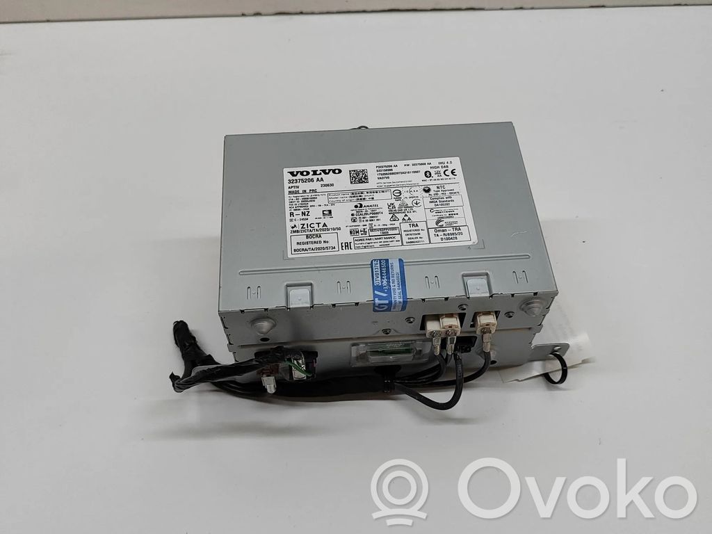 Polestar 2 Panel / Radioodtwarzacz CD/DVD/GPS 