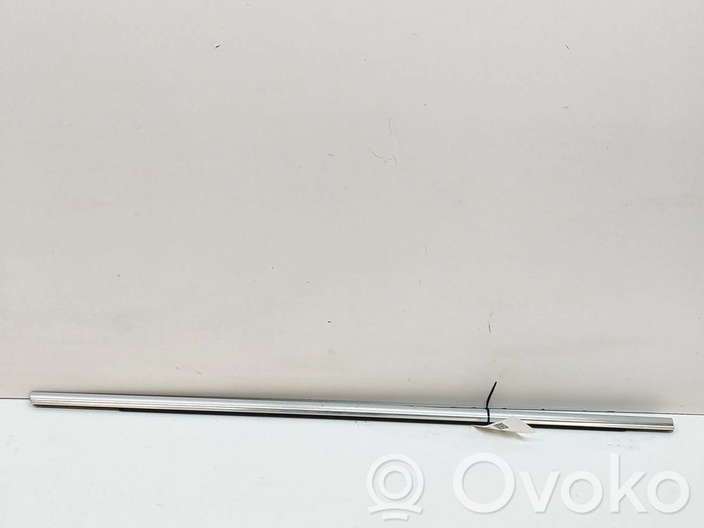 Volkswagen Sharan Rivestimento modanatura del vetro della portiera posteriore