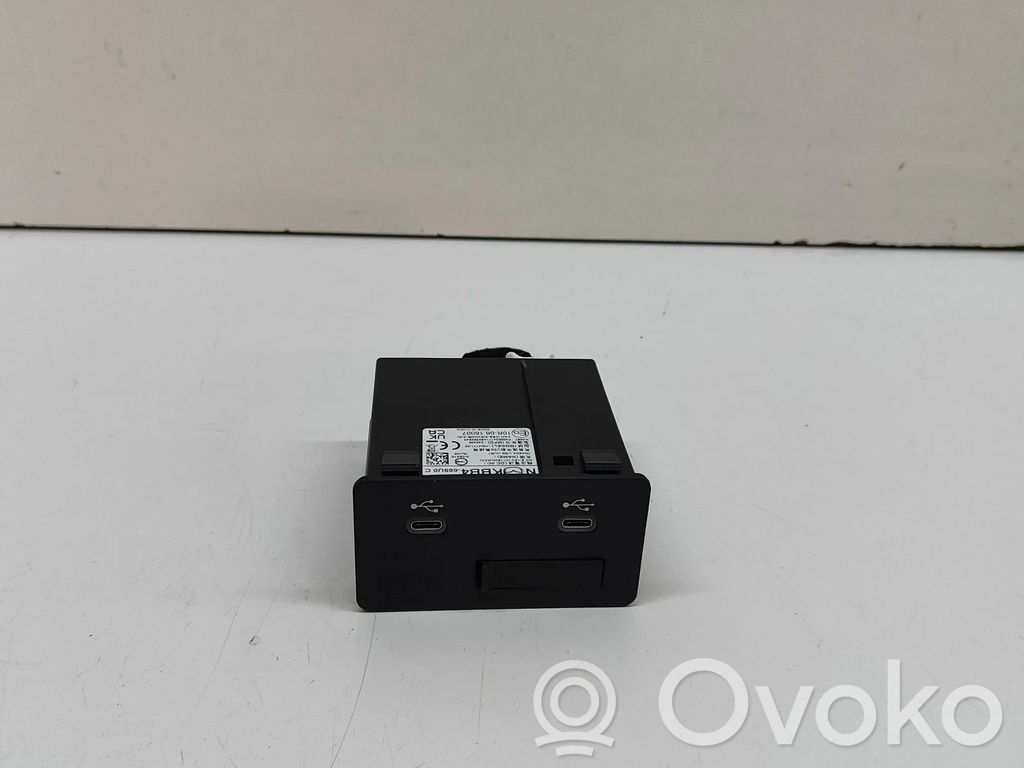 Mazda CX-30 Enchufe conector USB 