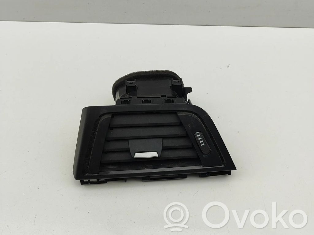 BMW M3 F80 Copertura griglia di ventilazione cruscotto