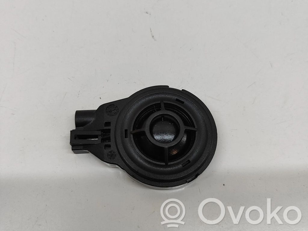 Audi A4 S4 B9 8W Altavoz del panel 