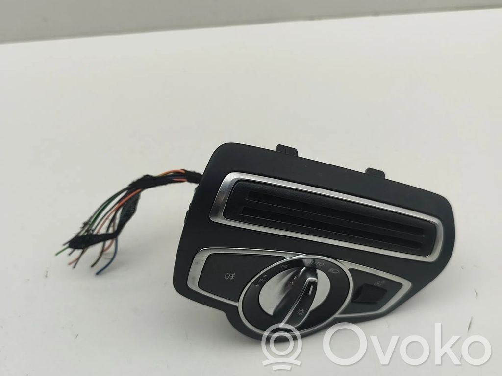 Mercedes-Benz C W205 Interruttore luci