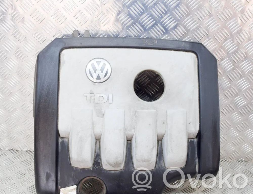 Volkswagen PASSAT B6 Moottorin koppa