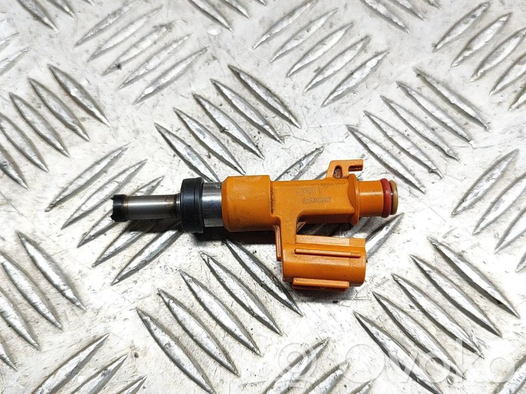 Lexus RX 450H Inyector de combustible 