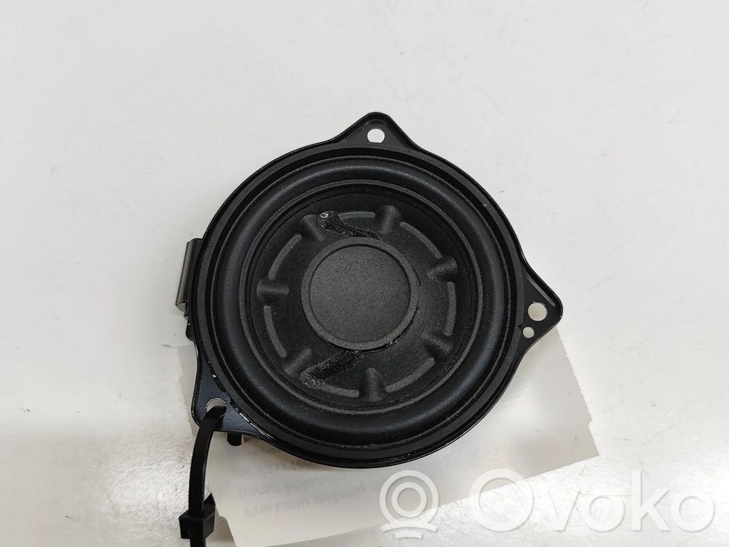 Jaguar I-Pace Front door speaker 