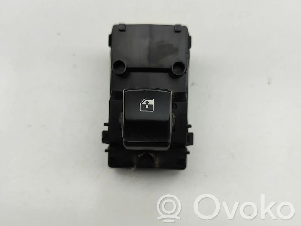 KIA Ceed Electric window control switch 