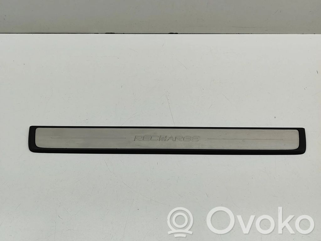 Volvo XC40 Capac prag față 