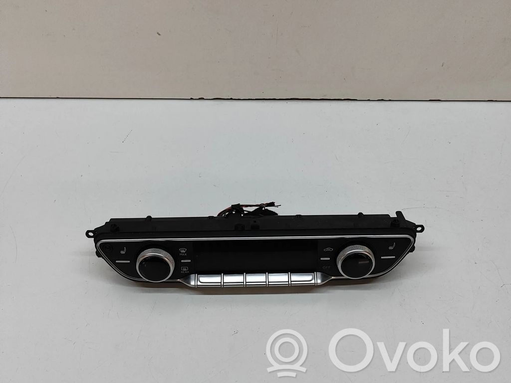 Audi A5 Interior fan control switch 