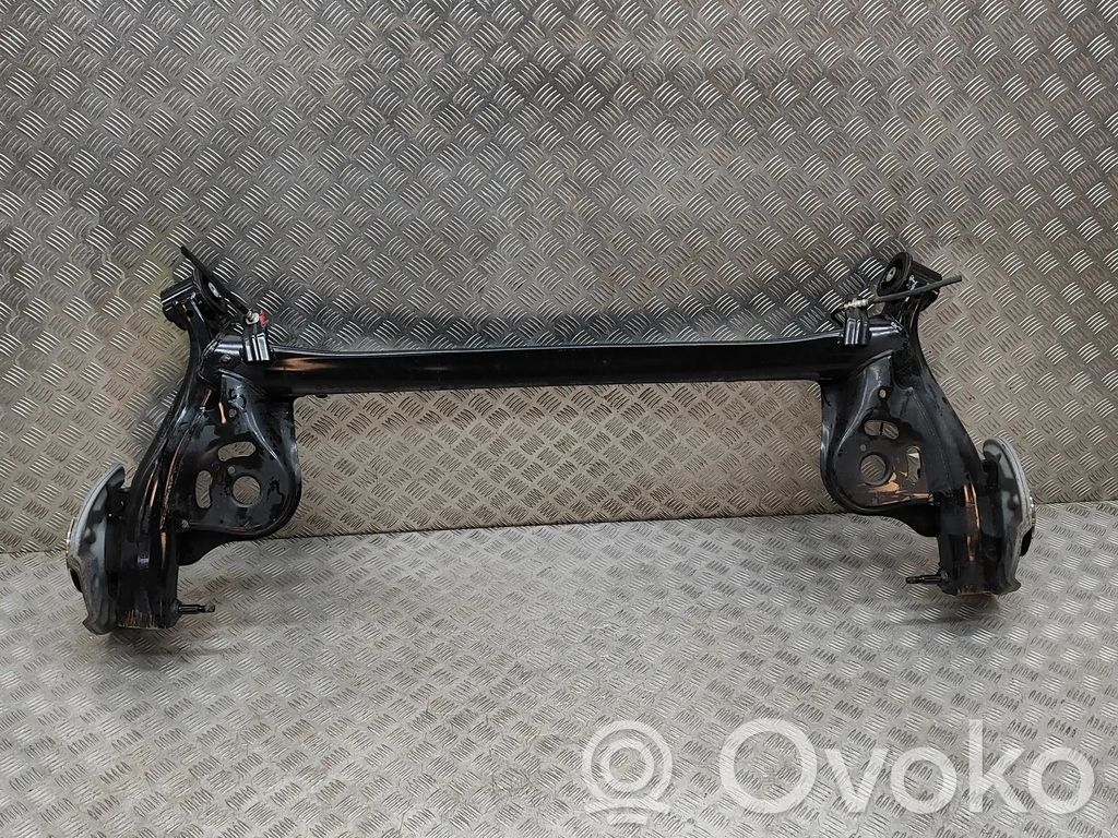 Suzuki Vitara (LY) Belka osi tylnej 
