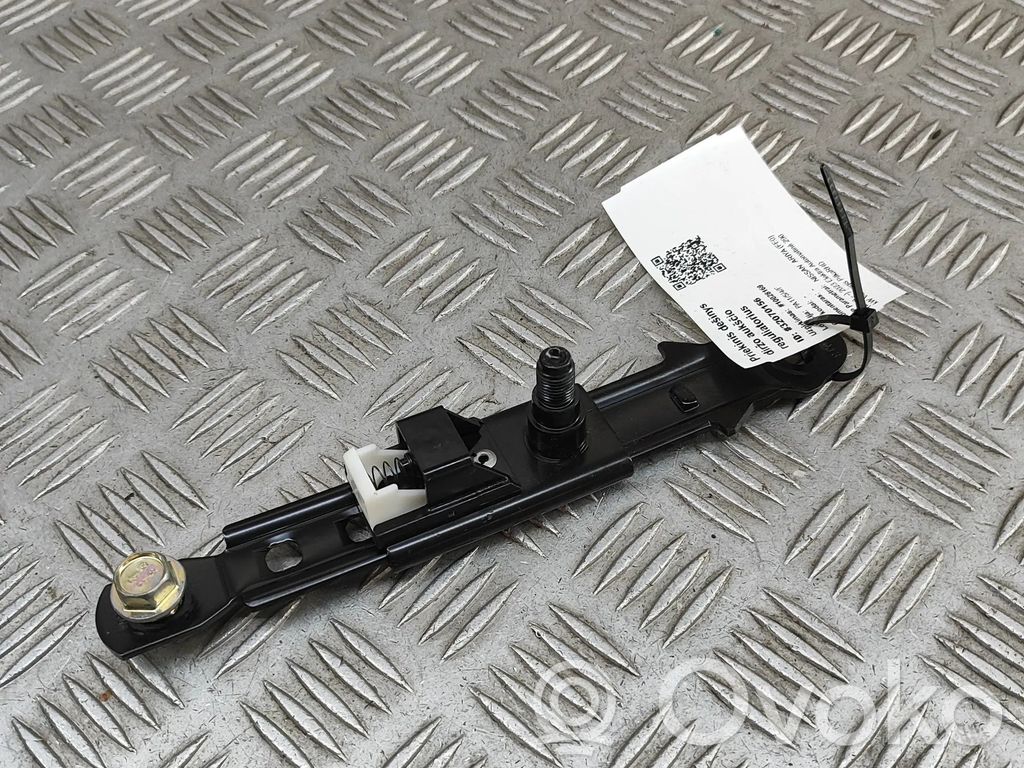 Nissan Ariya Regolatore altezza cintura di sicurezza