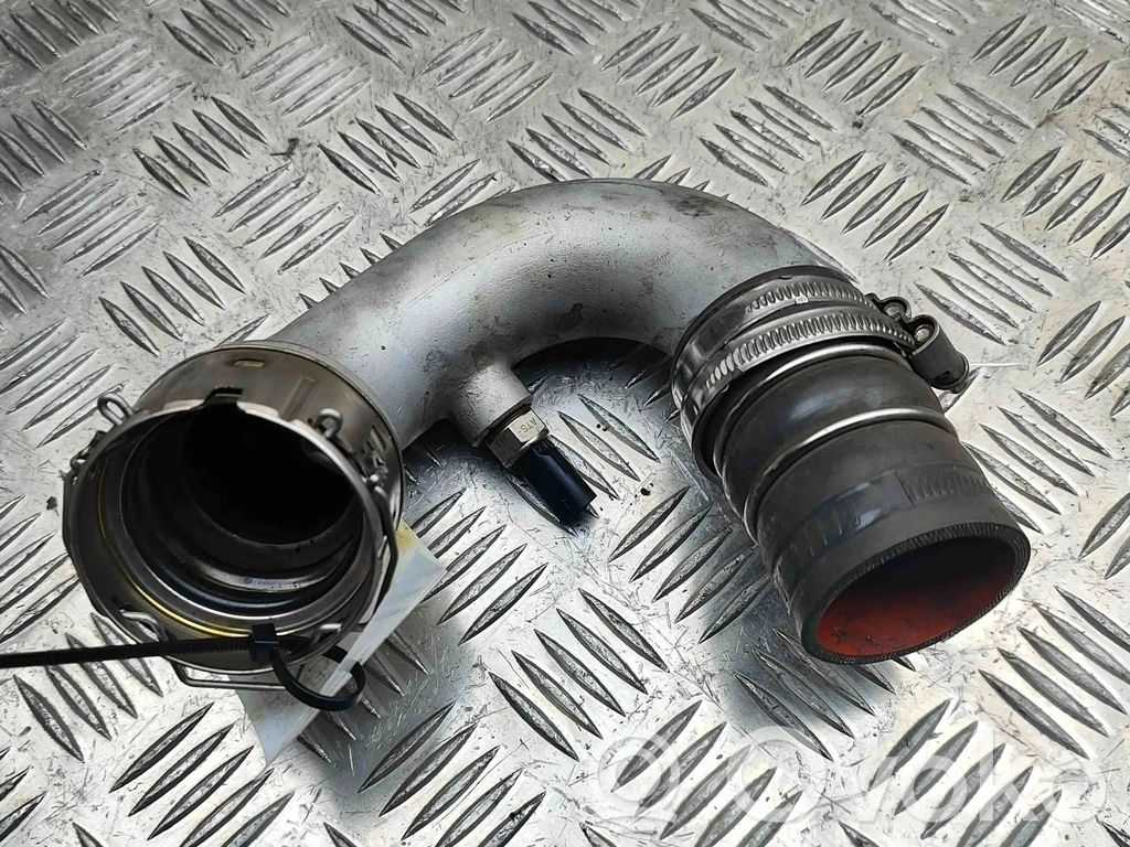 Volvo V60 Tubo flessibile intercooler 