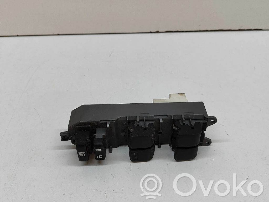 Comutator comandă geamuri electrice   8482002320