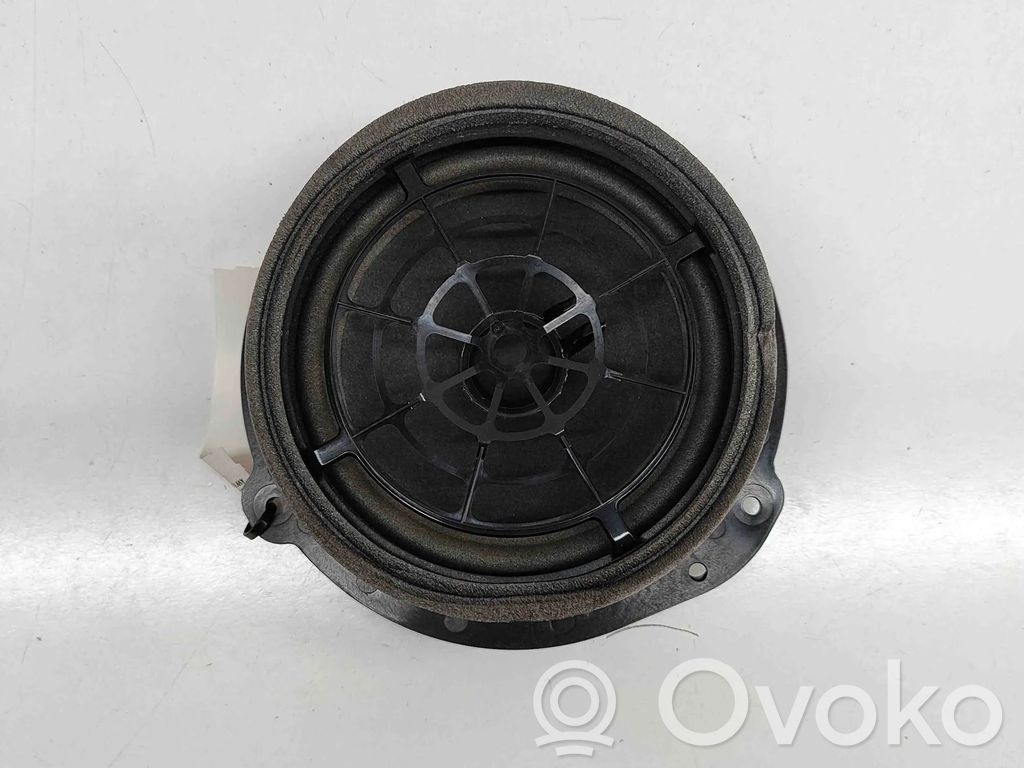 Altavoz de la puerta trasera   8W5035411A