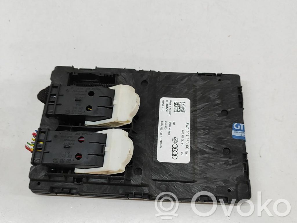 Audi A4 S4 B9 8W Korin keskiosan ohjainlaite 