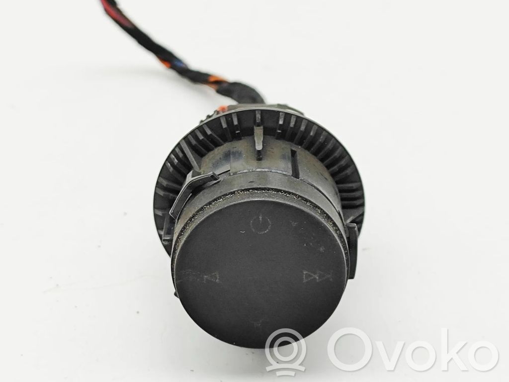Audi Q4 e-tron Mando de control del sonido 