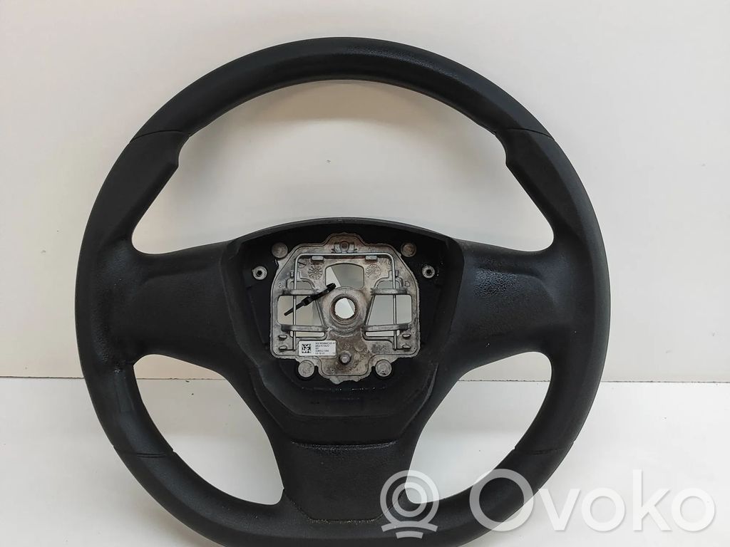 Opel Vivaro Ohjauspyörä 