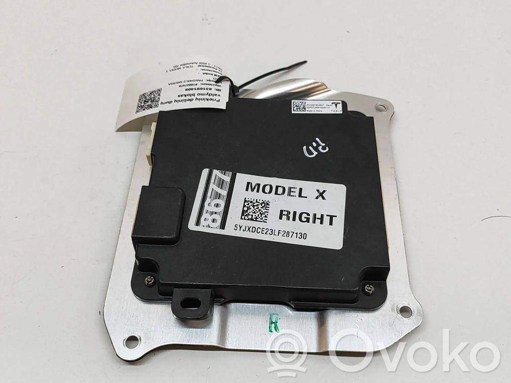 Door control unit/module   105018300F