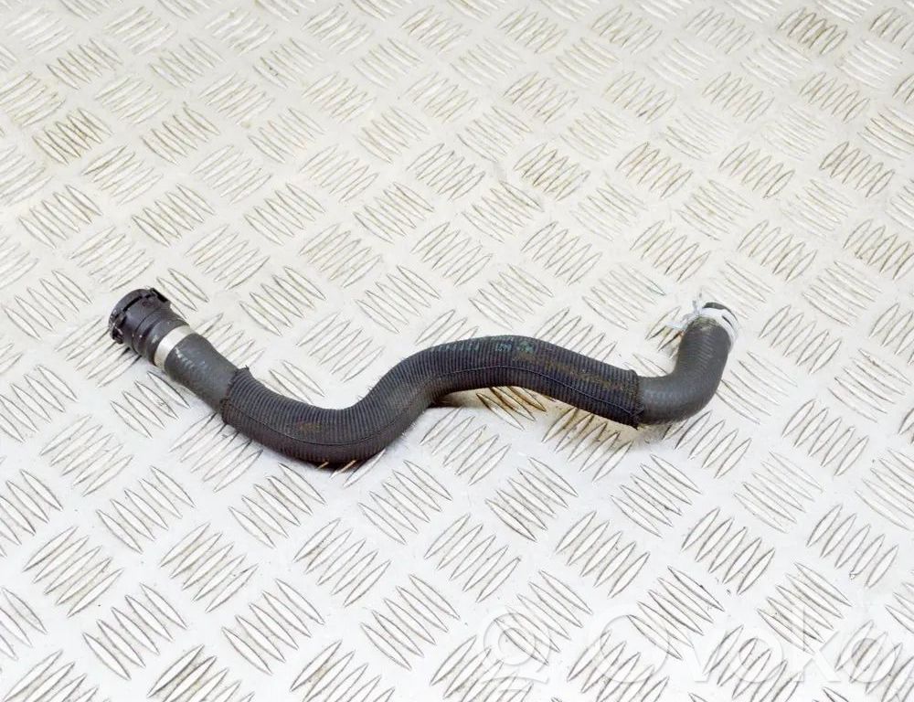 BMW 5 G30 G31 G38 Conductă/furtun lichid de răcire motor 