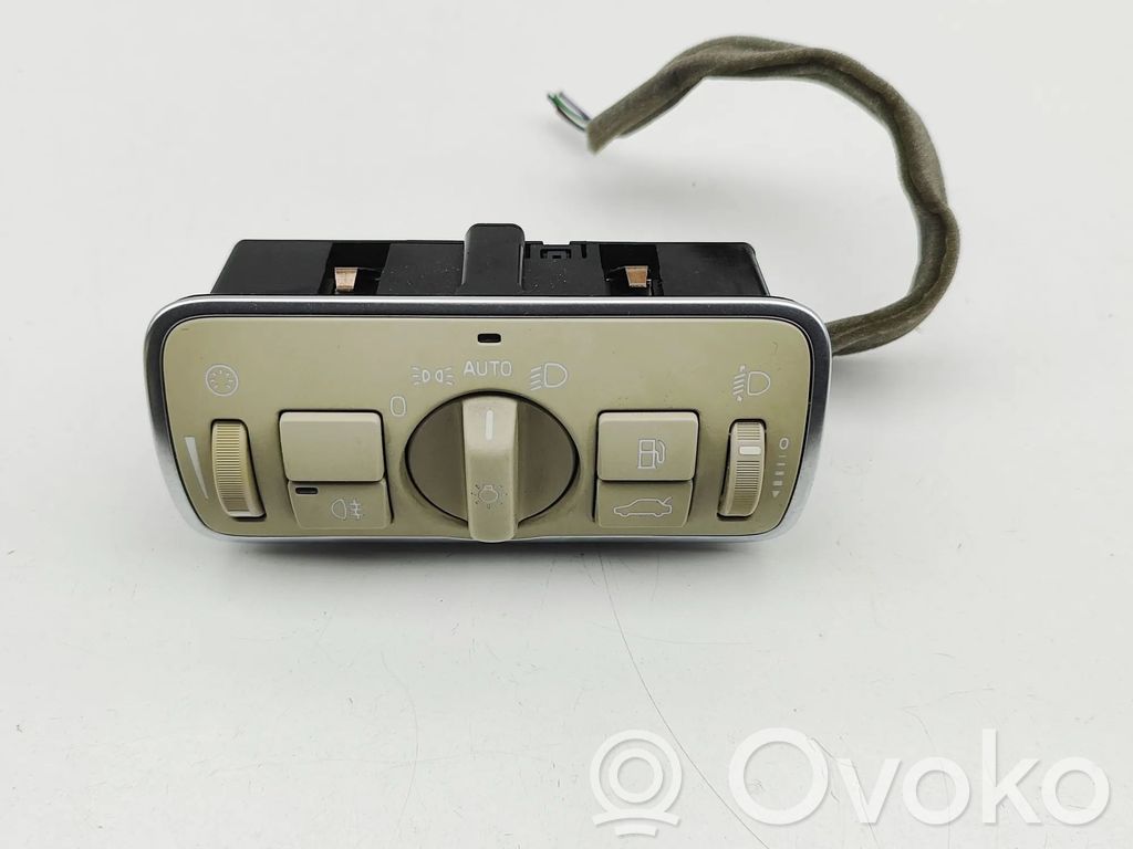 Volvo V70 Light switch 