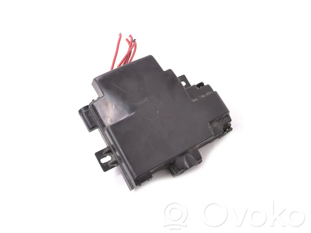 Tesla Model S Juego de caja de fusibles 