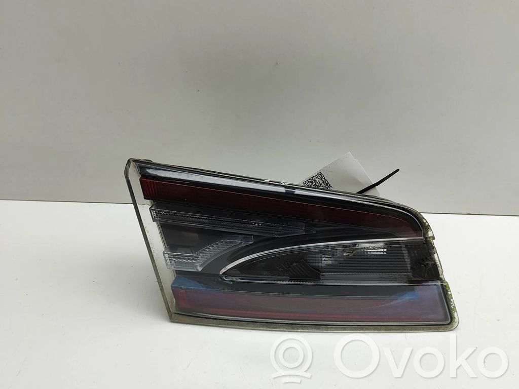 Lampy tylnej klapy bagażnika   600592200E