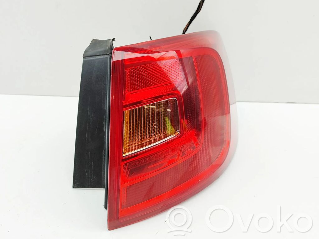Volkswagen Jetta VI Takavalot 