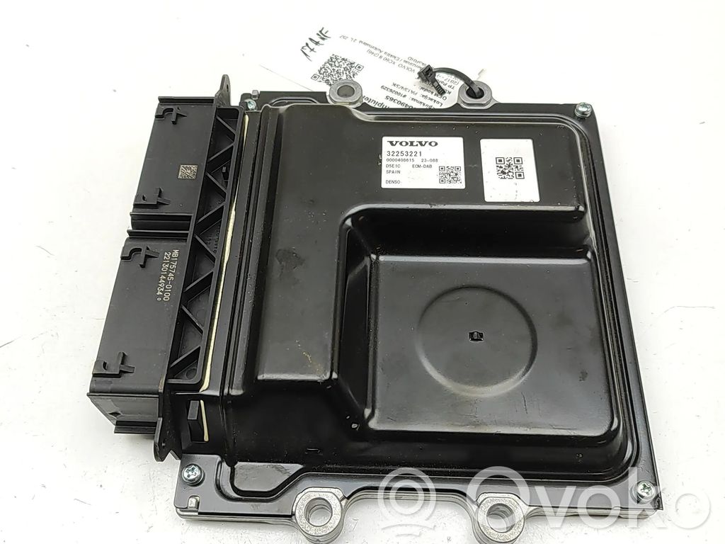Unidad de control/módulo del motor   32253221
