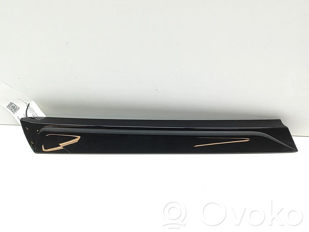 Audi Q7 4M Tailgate trim 