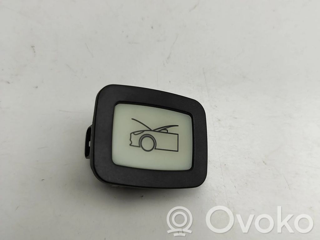 Tesla Model Y Juniper Other switches/knobs/shifts 