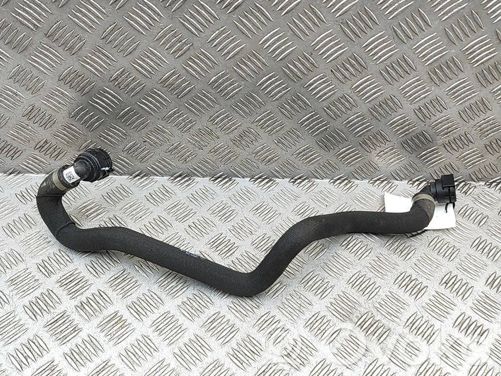 BMW iX3 G08 Tubo flessibile del liquido di raffreddamento del motore 