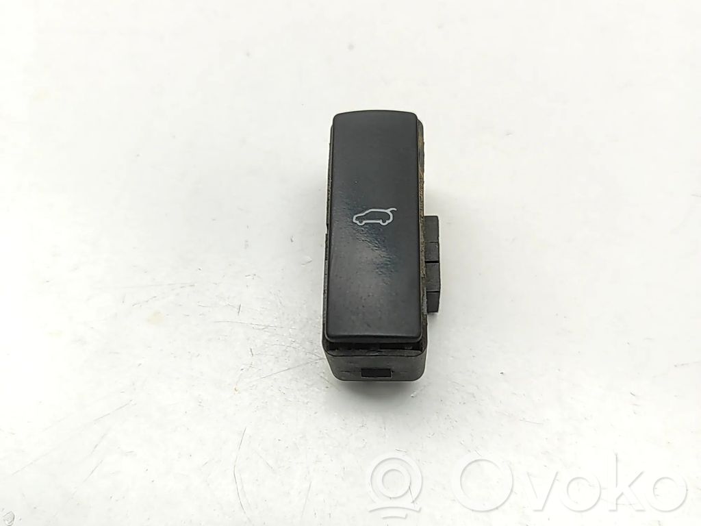 Audi Q7 4L Tailgate/boot open switch button 