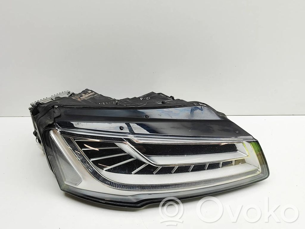 Audi A8 S8 D4 4H Lampa przednia 