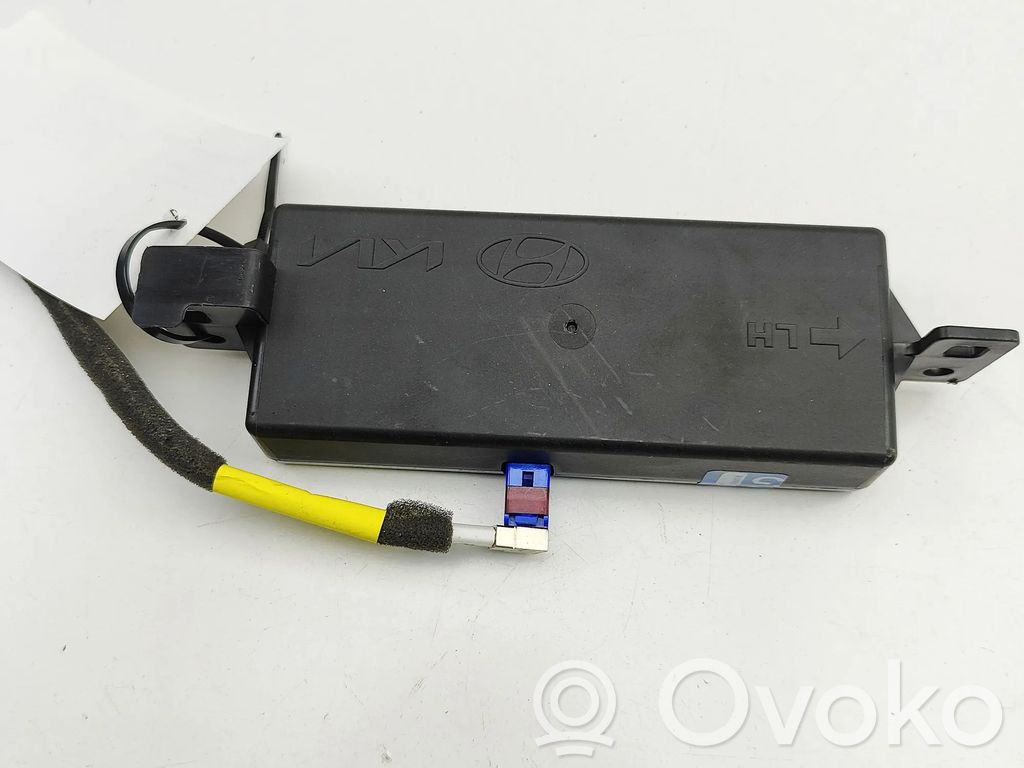 KIA Niro Pystyantennivahvistin 