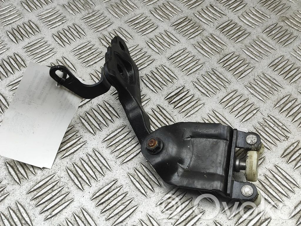 Ford Transit Custom Sliding door upper roller guide/hinge 