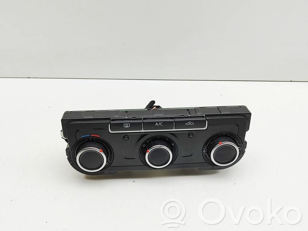 Volkswagen PASSAT B7 Interior fan control switch 