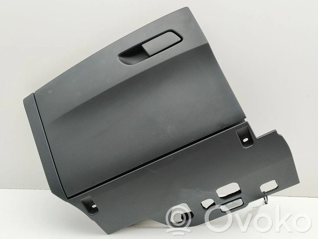 Audi A5 Handschuhfach 