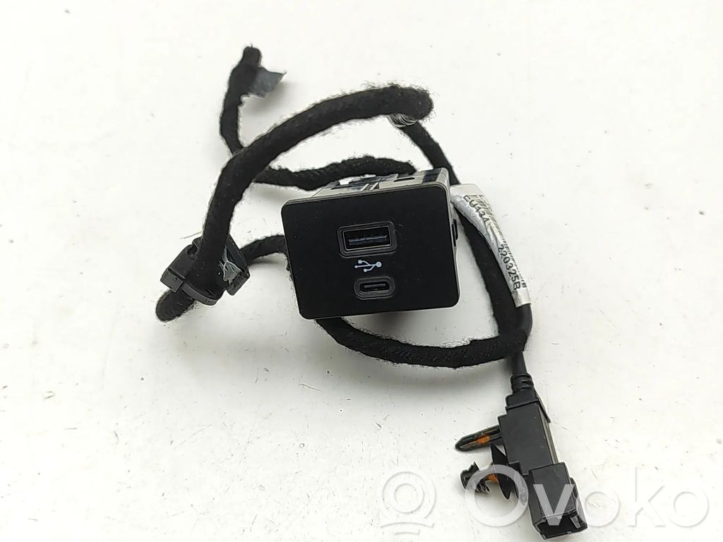 Ford Mustang Mach-E USB socket connector 