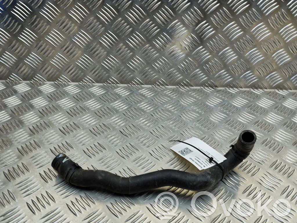 Porsche Taycan 9J1 Tubo flessibile del liquido di raffreddamento del motore 