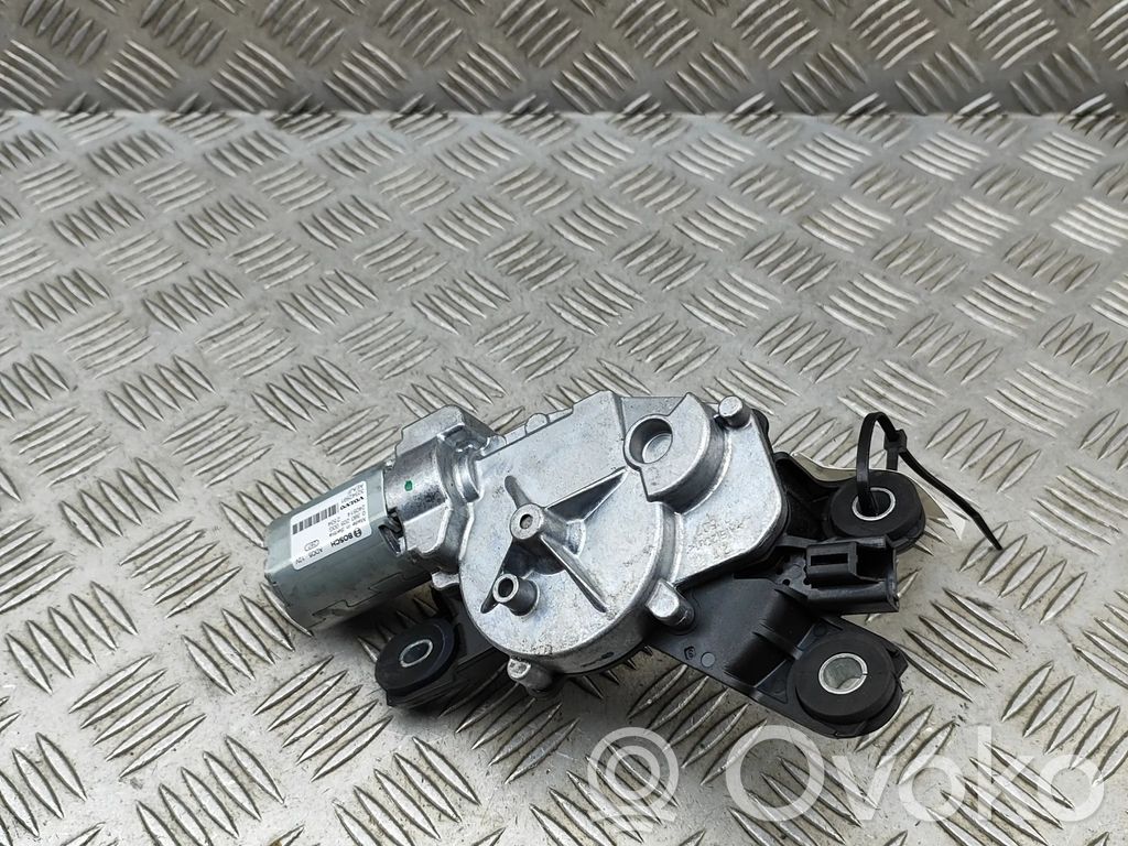 Volvo XC40 Silniczek wycieraczki szyby tylnej 