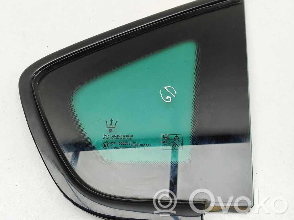 Maserati Levante Vidrio lateral trasero 
