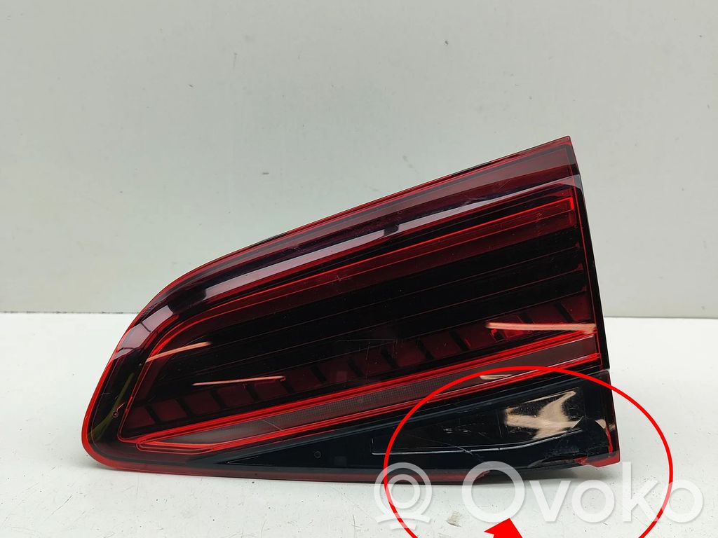 Volkswagen Golf VII Lampă spate în capacul portbagajului 