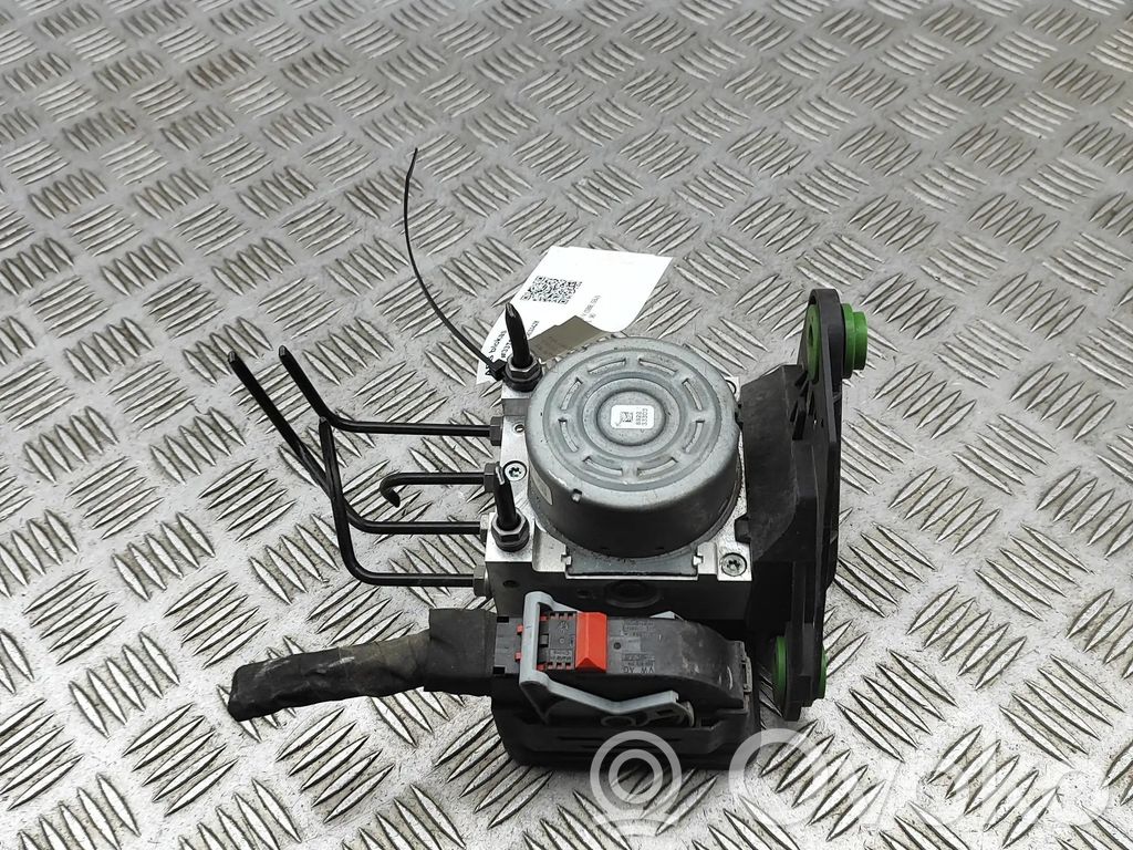 Volkswagen Caddy ABS Pump 