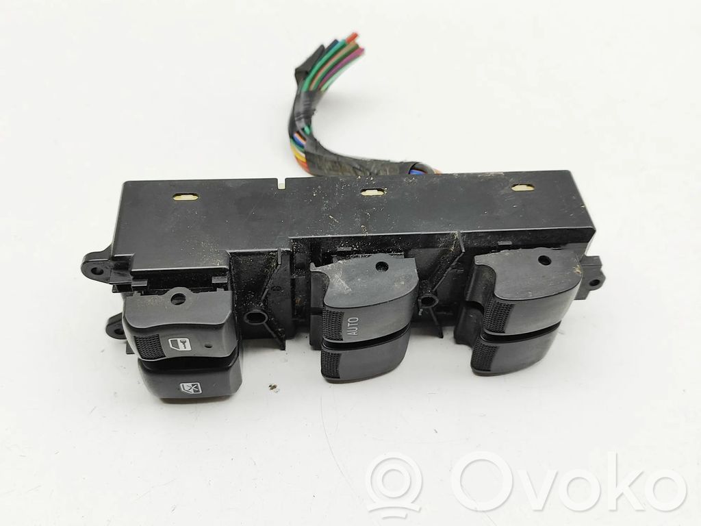 Isuzu D-Max Electric window control switch 